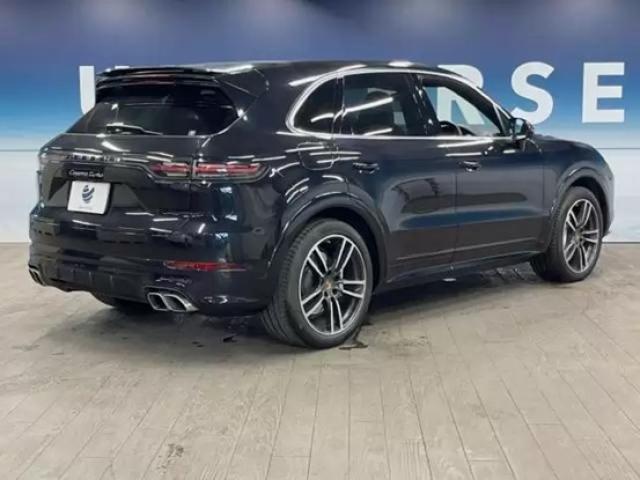 カイエンのサイズによる影響とは？マカンとの違いから性能との関係まで解説