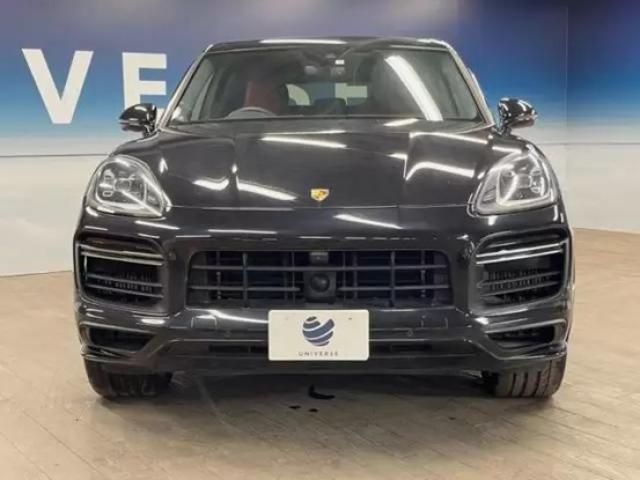 カイエンのサイズによる影響とは？マカンとの違いから性能との関係まで解説