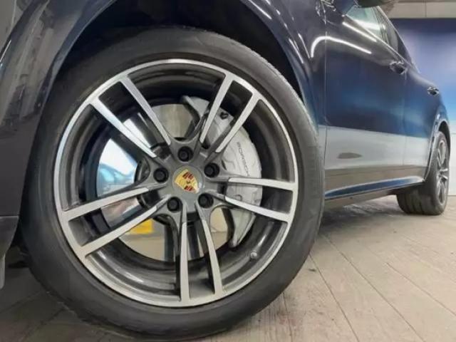 カイエンのサイズによる影響とは？マカンとの違いから性能との関係まで解説