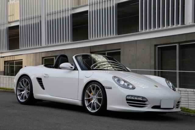 ポルシェ カレラを徹底解説！！最新の“Timeless Machine”をご紹介