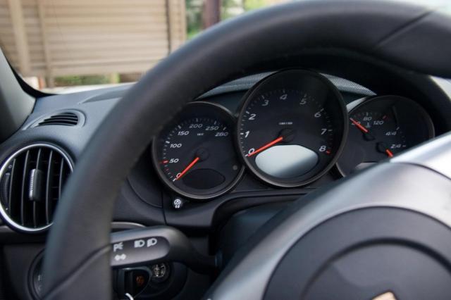 ポルシェ カレラを徹底解説！！最新の“Timeless Machine”をご紹介