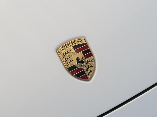 ポルシェ・パナメーラの価格や特徴は？お得に購入する方法も紹介