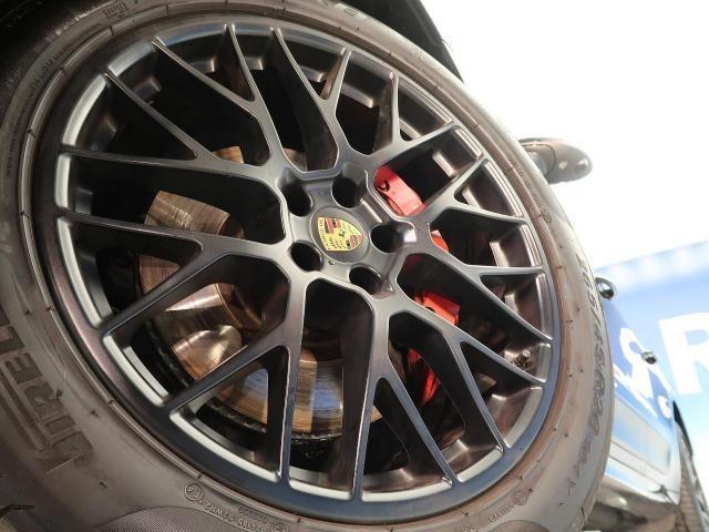 ポルシェ マカンはどんな車?中古車情報も紹介