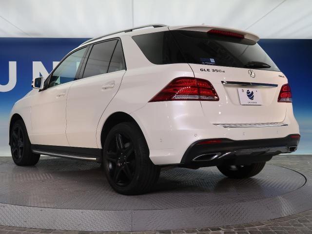 メルセデス・ベンツのクロスオーバーSUVの新型「GLB」は何が違うか