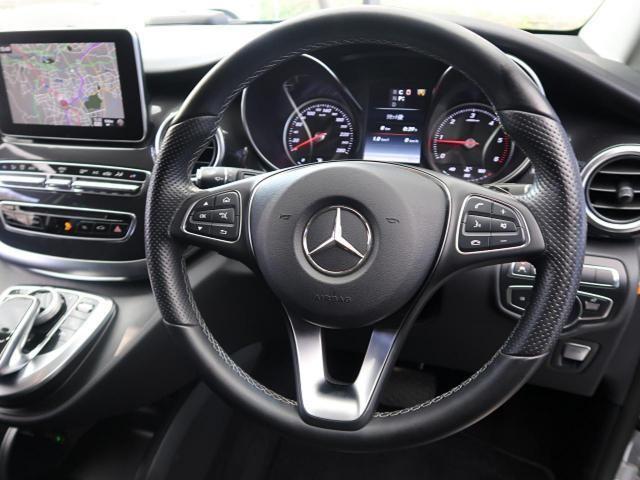 ベンツのV220dってどんな車なの？性能や購入するときのポイント