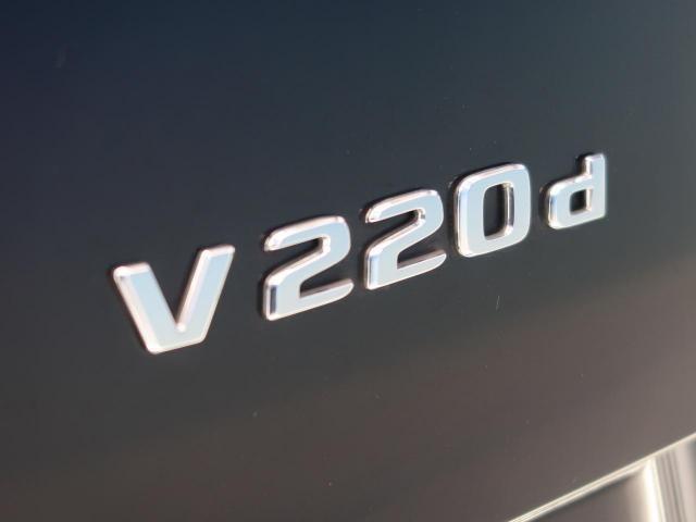 ベンツのV220dってどんな車なの？性能や購入するときのポイント