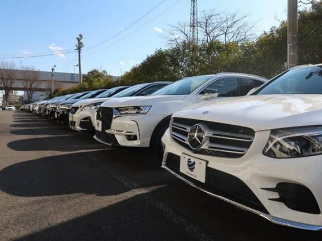 ベンツのV220dってどんな車なの？性能や購入するときのポイント