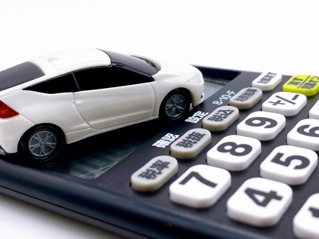 車はスクラップにした方が良いの?スクラップする基準や方法を解説