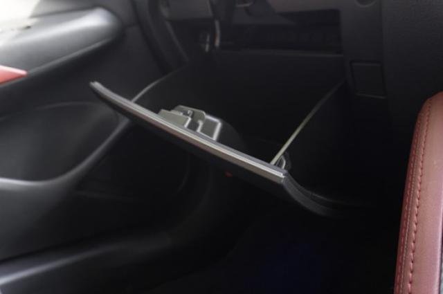 車検証の見方や有効期限の確認方法は？電子車検証についても解説