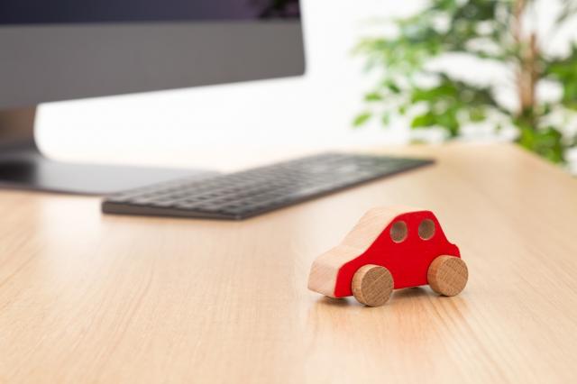 車のナンバープレートを変更する方法！３種類のナンバーの違いについてもご紹介