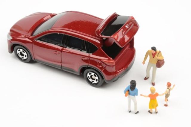 6人乗りのおしゃれな車は？SUV・ミニバン・輸入車別にご紹介