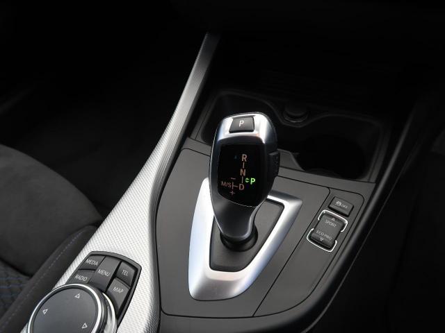 BMW118iの最新スペック情報や魅力を徹底解説!