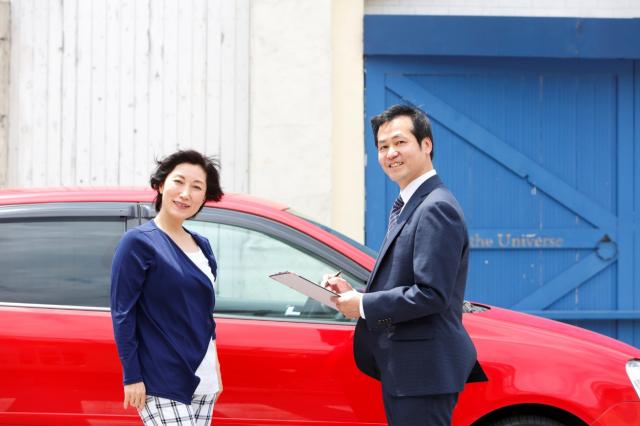 車買取方法の一括見積もりとは?高額に売却する方法とコツを伝授