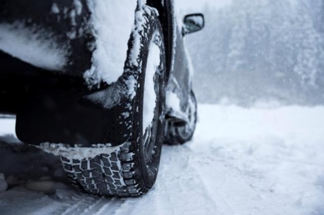 「RAV4とロッキー」人気のSUVを比較！特徴の違いや兄弟車も紹介