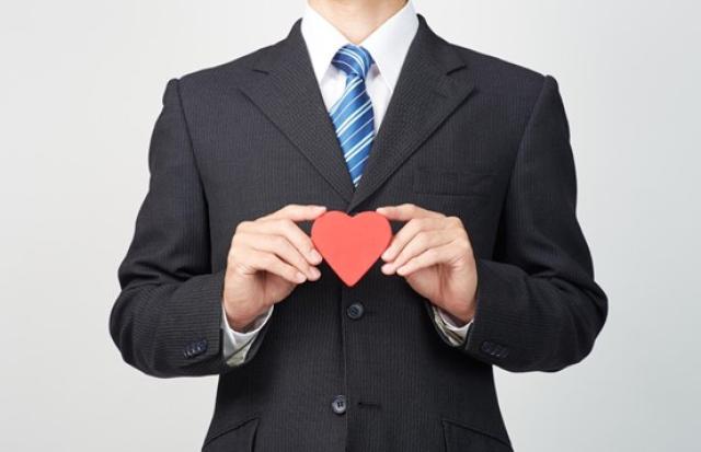 自動車のディーラーと販売店の違いとは？メリット・デメリットや選び方を解説