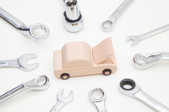ミニカーと工具