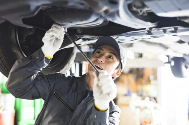 自動車整備士の男性