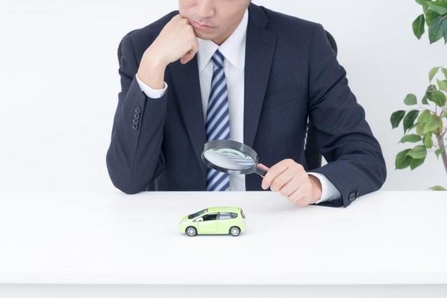 なぜ車の査定で個人情報が求められるの？提示の必要性や査定を受けるポイント
