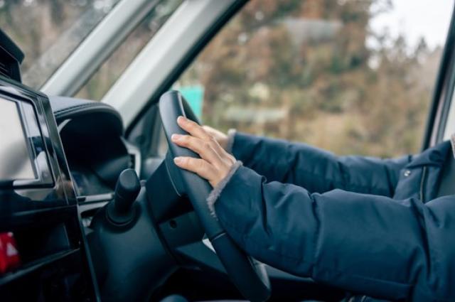 車の暖房が効かないのは故障？対応策や修理費用の目安