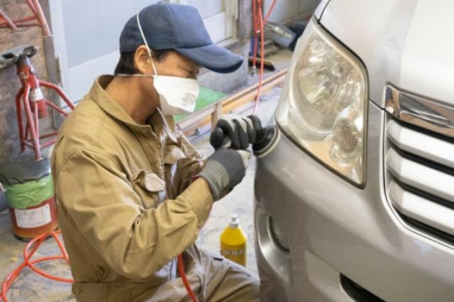 DIYで車を塗装するメリット・デメリットとは?作業の流れや注意点を解説