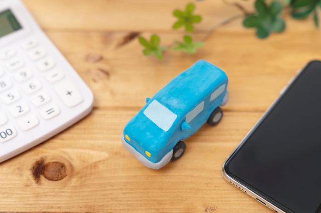 車のボディについた傷を消す方法とは?修理方法のメリットデメリット