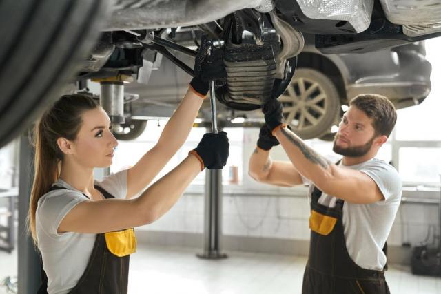 自動車の修理先はどこがおすすめ？修理先ごとのメリット・デメリット