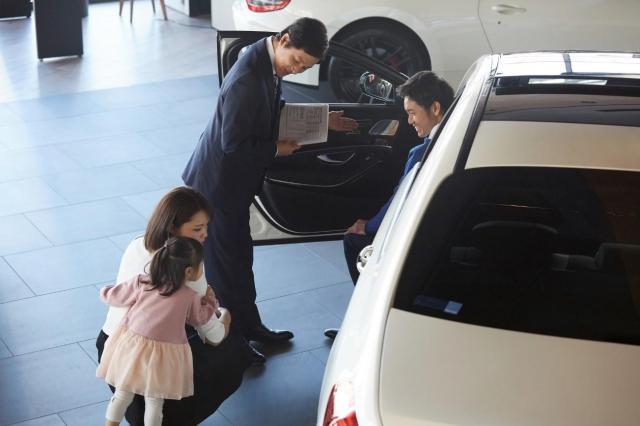 車はどこで買うべきか？販売店の種類と選び方について解説