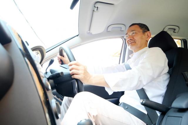 自動車用の座布団で運転疲れを軽減しよう!座布団の種類と選び方を解説