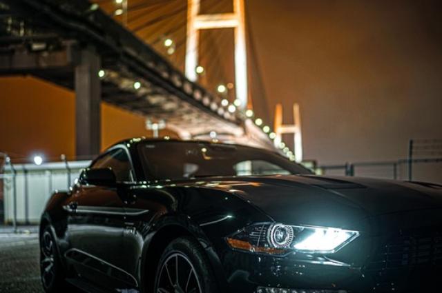 車のライトの種類と使い方！悩みがちな点灯ルールから交換時期の目安まで