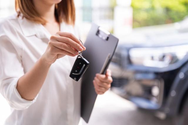 自動車のオイルの交換方法を解説！オイルの種類や正しい選び方で車の調子を改善！