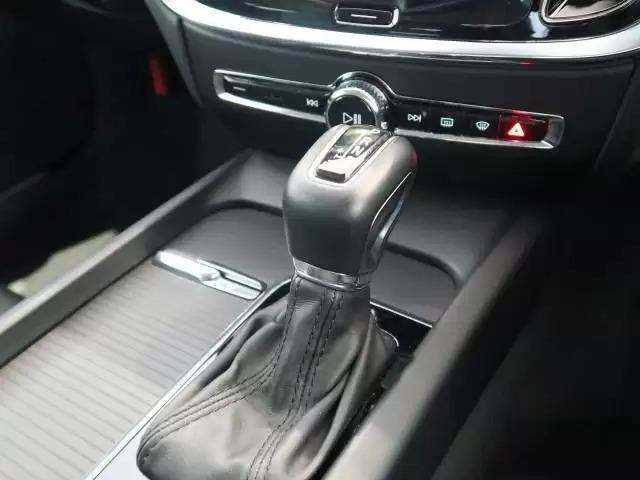 ボルボV60に採用された7段DCTとは?魅力やグレードも紹介!