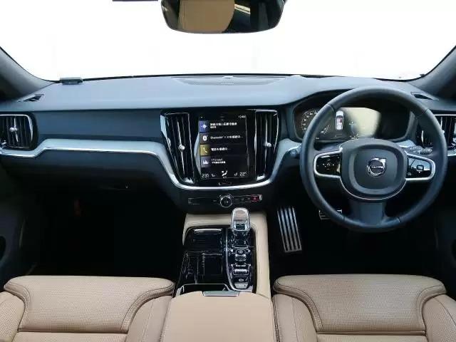 ボルボV60に採用された7段DCTとは?魅力やグレードも紹介!