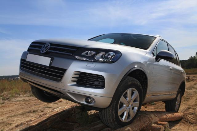 SUVってどんな車種？人気の車10選も紹介