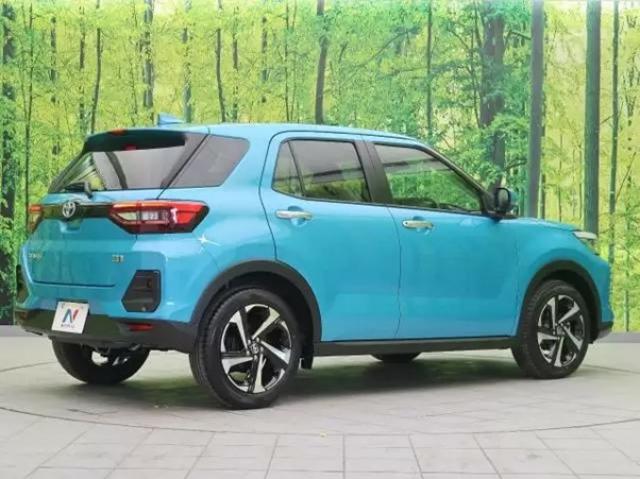 SUV「ライズ」にハイブリッドモデルが登場！魅力やロッキーとの違いとは？