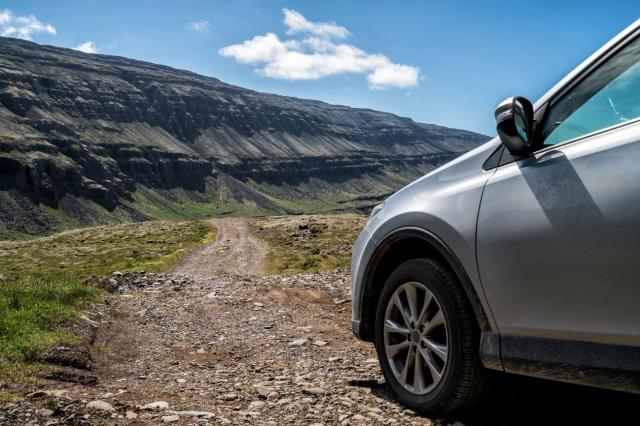 大きいSUVのメリットやデメリットは？おすすめの車種も紹介します