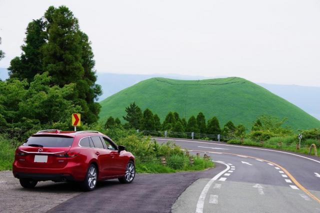 車中泊とは？おすすめの車や注意点や便利グッズも紹介