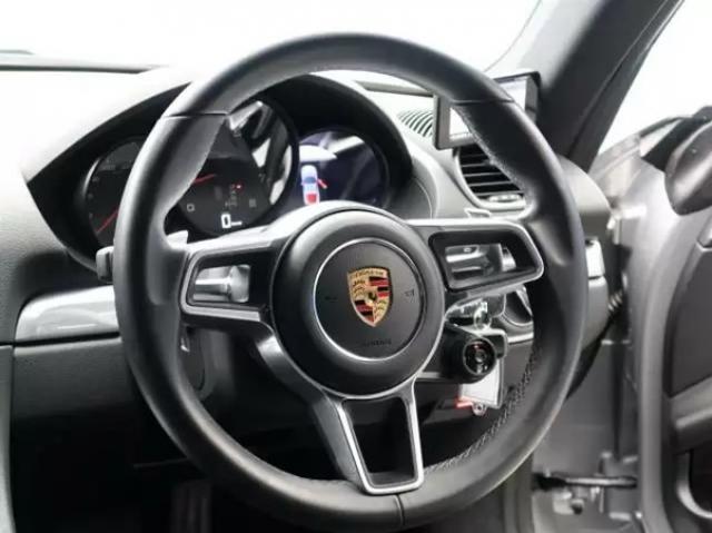 ポルシェの718シリーズとは?種類ごとの特徴と購入時のポイント