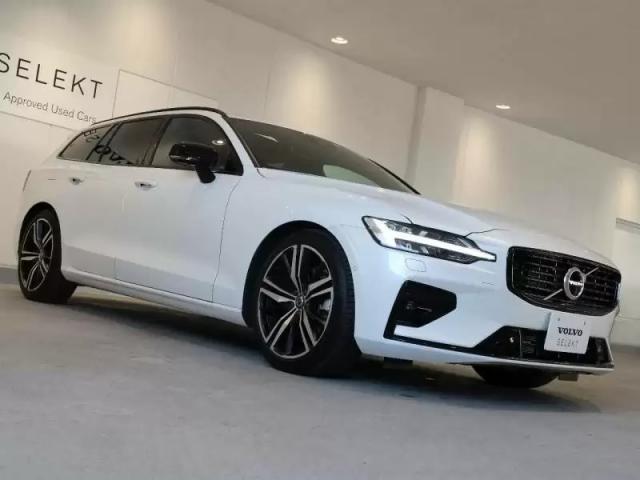 ボルボのSUVがカッコいい!価格やスペックを見比べてどのタイプを選ぶ?