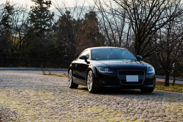 【アウディ】A5などの5人乗りモデルが豊富！エンジンオイルやパーツも優秀