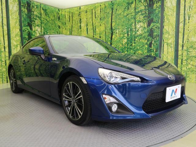 トヨタの86とは？86の走行性能や機能・装備と気になる中古車の値段まで