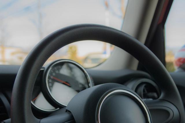 ジャガーXタイプはサルーンとエステートがある！特徴や魅力を見てみよう