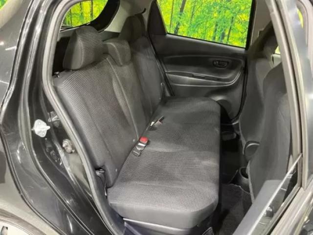 2018年式ヴィッツの後席