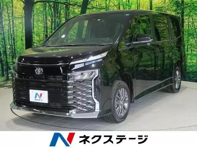 ノアは燃費がいい車 グレード別 ライバル車とも比較 新車 中古車の ネクステージ