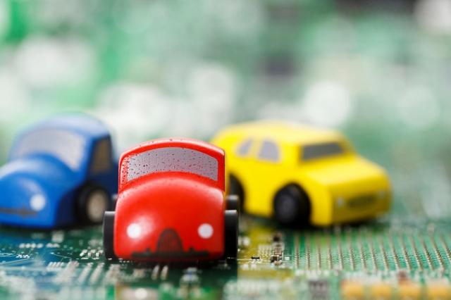 人気のベンツBクラスの維持費を紹介!お得に乗れるのは新車?中古車?