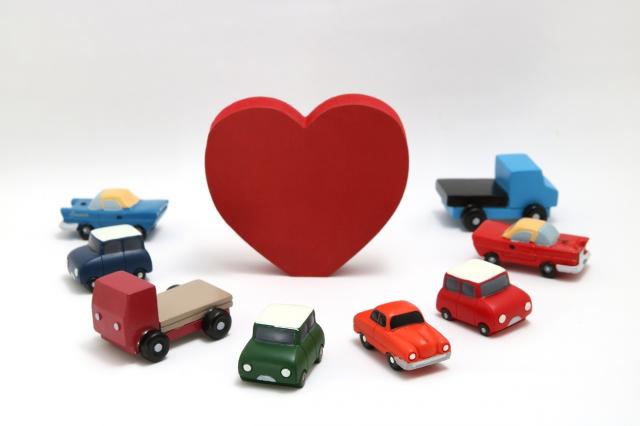 セレナC25後期の燃費はどれくらい?歴代セレナの特徴を解説!