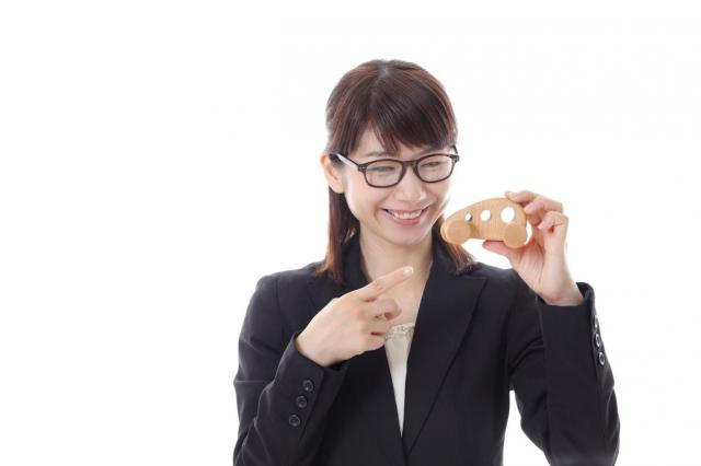 自動車のネット販売は実際どうなの？メリット・デメリットや購入方法を解説！