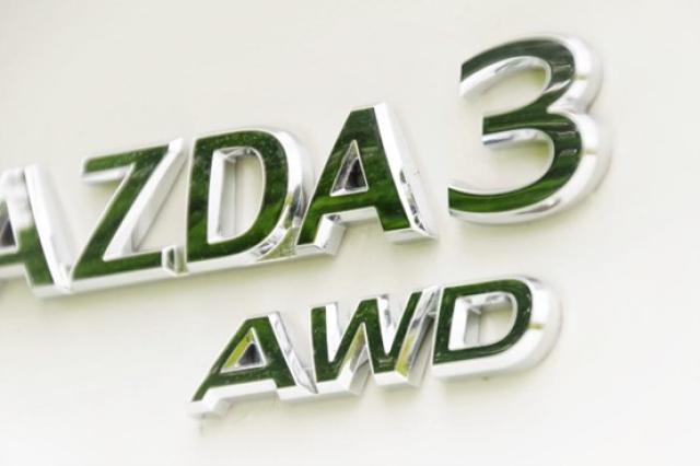 MAZDA3セダン/ファストバックの購入価格は?魅力や中古車情報も紹介!