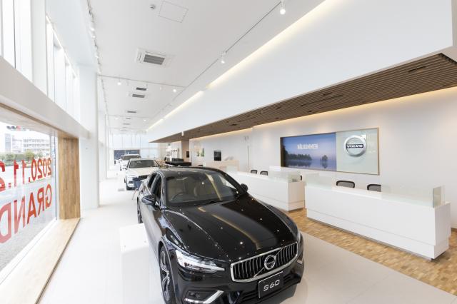 ボルボ・カー福岡東　グランドオープン