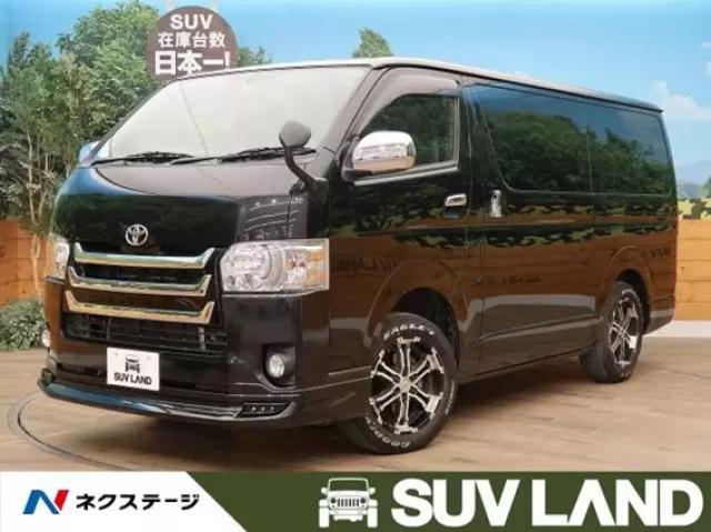 ハイエースで車中泊を楽しもう！車両タイプや魅力・カスタムについても解説