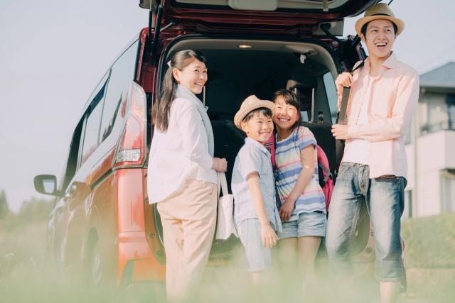 ハイエースで車中泊を楽しもう！車両タイプや魅力・カスタムについても解説